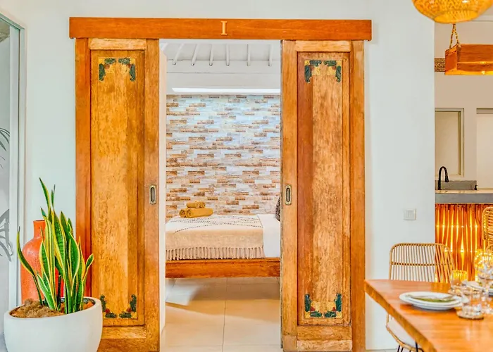 New York - 4 Bdr Pool Luxury Villa, Next To The Forge Bali