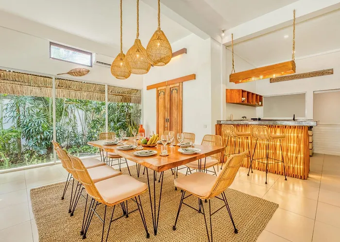 New York - 4 Bdr Pool Luxury Villa, Next To The Forge Bali ヴィラ スミニャック