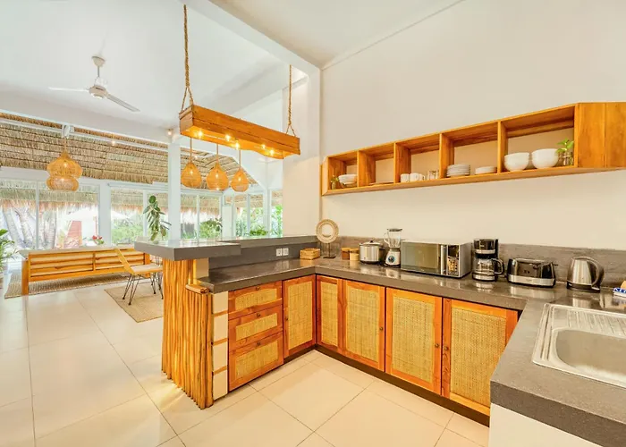 New York - 4 Bdr Pool Luxury Villa, Next To The Forge Bali *