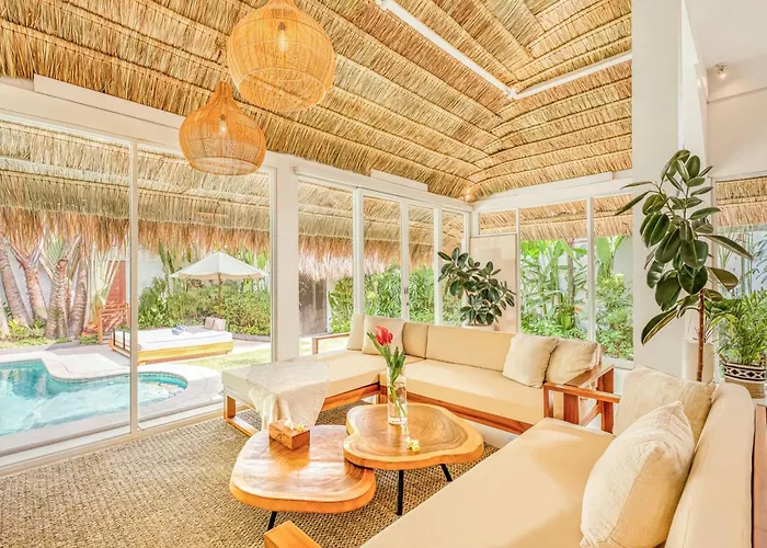 New York - 4 Bdr Pool Luxury Villa, Next To The Forge Bali * スミニャック